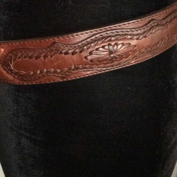 LL Bean Leather and Silver belt - Picture 4 of 6